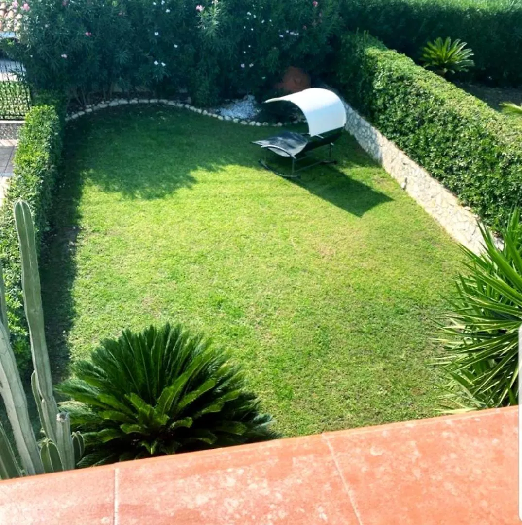 Villa Tea Con Piscina A Pochi Passi Dal Mare Fontane Bianche